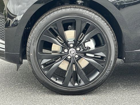 New 2024 Jaguar F-PACE R-Dynamic S image 22