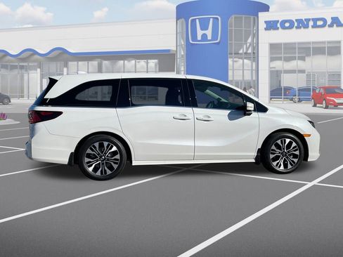 Used 2025 Honda Odyssey Elite image 10