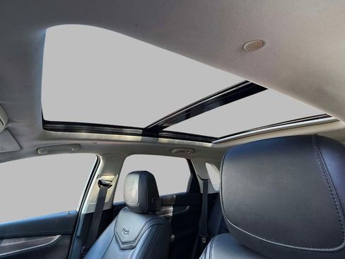 Used 2019 Cadillac XT5 Premium Luxury AWD/4WD image 23
