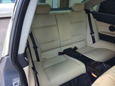 Used 2012 BMW 335i xDrive Coupe image 26