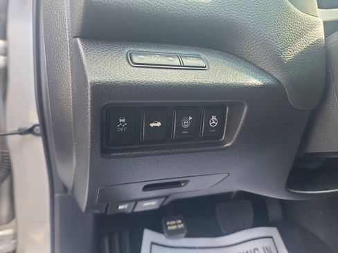 Used 2015 Nissan Altima 3.5 SL FWD image 12