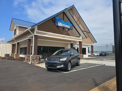 Used 2015 Ford Escape SE w/ SE Chrome Package