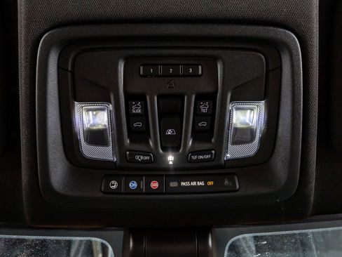 Used 2022 Chevrolet Silverado 3500 High Country w/ LPO, Hitch Package image 28