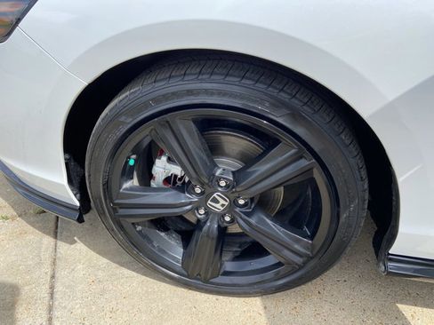 Used 2023 Honda Accord Sport image 24