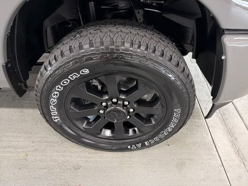 New 2026 RAM 2500 Laramie AWD/4WD image 4