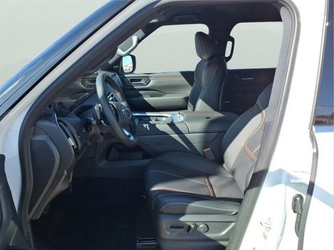 New 2026 Nissan Armada SL AWD/4WD image 24