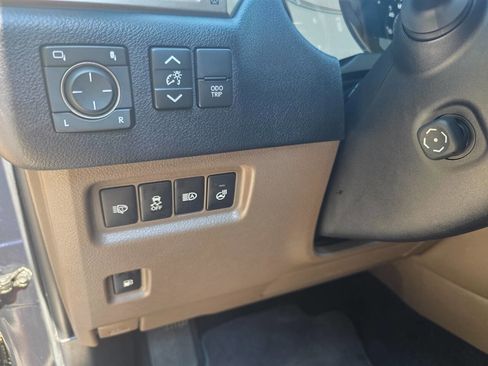 Used 2021 Lexus GX 460 Premium image 16