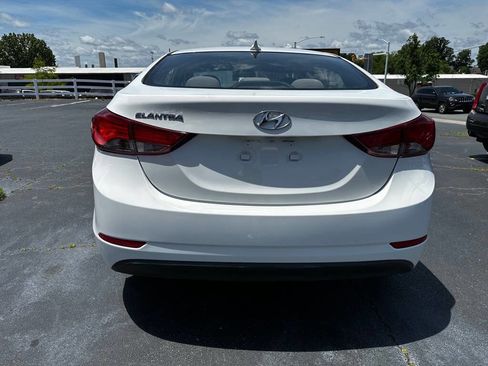 Used 2016 Hyundai Elantra SE image 6