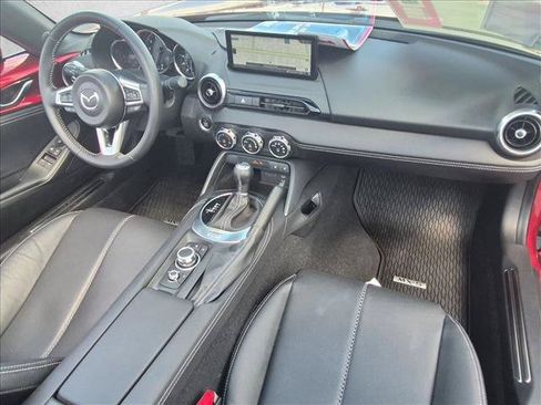 Used 2025 MAZDA MX-5 Miata Grand Touring w/ Weather Package RWD image 19