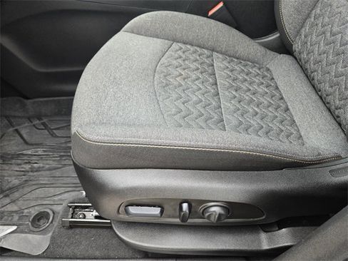 Certified 2023 Chevrolet Equinox LT image 24