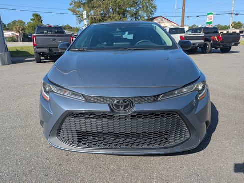Used 2022 Toyota Corolla LE FWD image 9