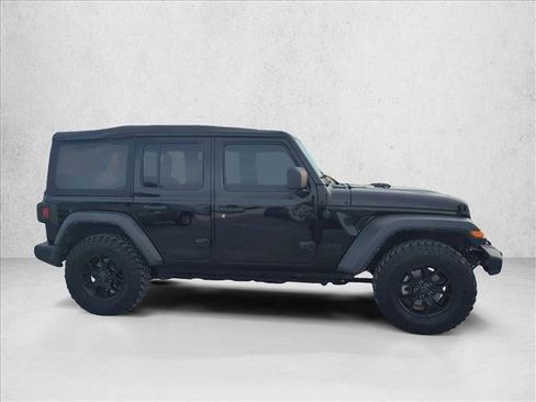 Used 2022 Jeep Wrangler Unlimited Sport AWD/4WD image 4