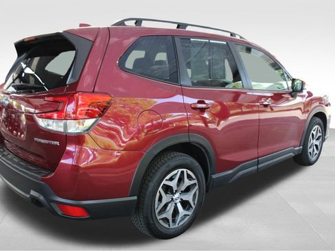 Used 2022 Subaru Forester Premium w/ Popular Package #1 AWD/4WD image 15