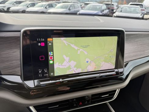 Used 2025 Volkswagen Atlas SEL Premium R-Line image 17