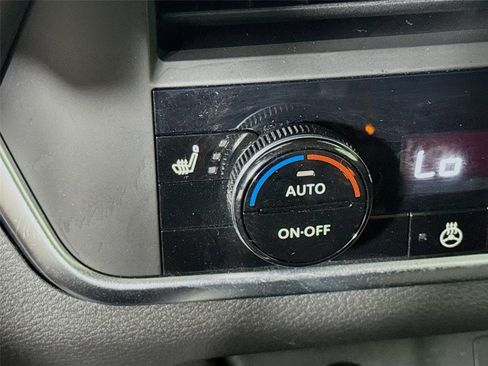 Certified 2025 Nissan Rogue SV w/ SV Premium Package FWD image 21