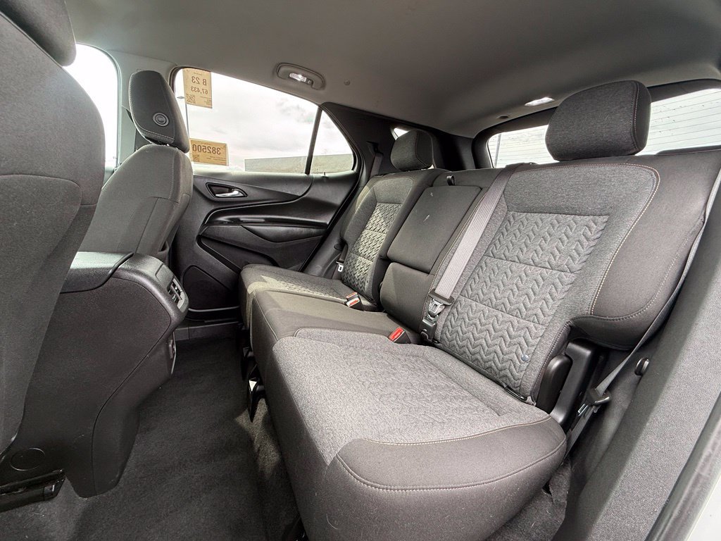 Used 2023 Chevrolet Equinox LT FWD image 25