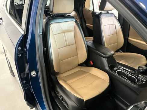 Used 2022 Chevrolet Equinox Premier AWD/4WD image 34