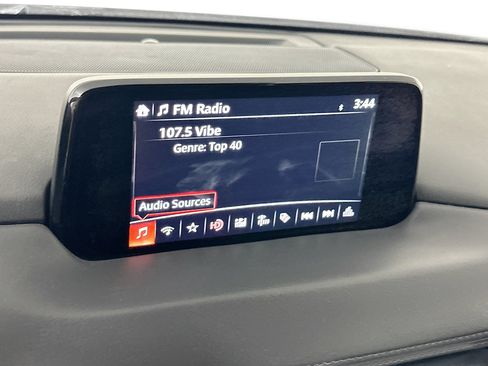 Used 2020 MAZDA CX-5 Touring FWD image 19