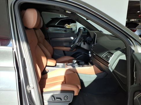 Certified 2024 Audi Q5 2.0T Premium Plus image 22
