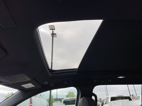 New 2026 Chevrolet Traverse Z71 image 34