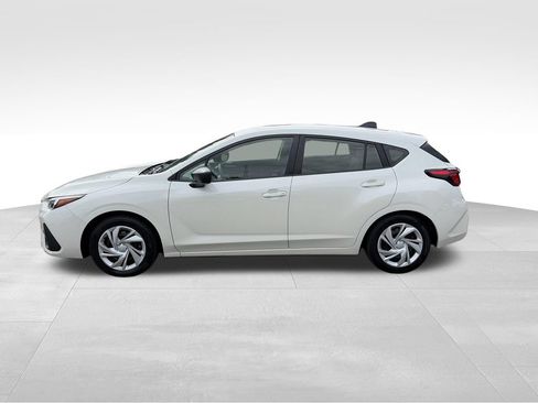 Used 2024 Subaru Impreza 2.0i AWD/4WD image 2