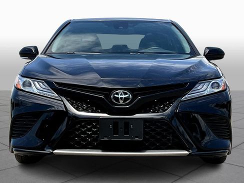Used 2020 Toyota Camry XSE FWD image 4