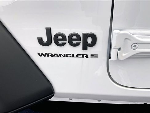 New 2026 Jeep Wrangler Unlimited Sport AWD/4WD image 17