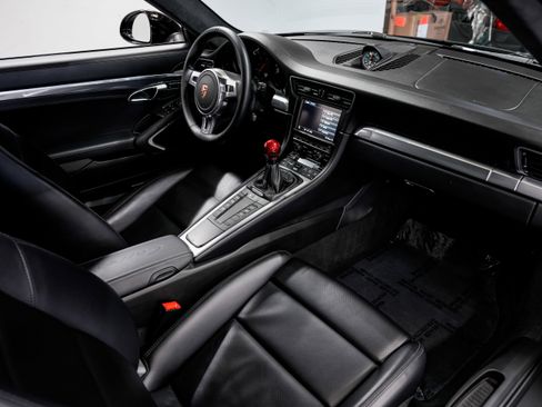 Used 2013 Porsche 911 Carrera S RWD image 31