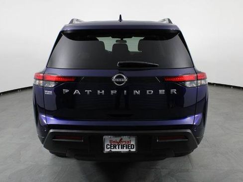 Certified 2025 Nissan Pathfinder SV FWD image 11