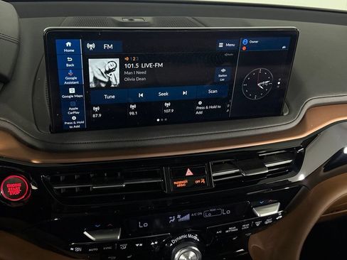 Used 2025 Acura MDX FWD w/ Technology Package image 21