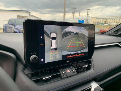 Used 2025 Toyota RAV4 XSE w/ Advanced Technology Package image 25