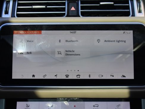 Used 2022 Land Rover Range Rover P525 Westminster Edition image 23