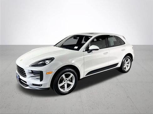 Used 2020 Porsche Macan AWD/4WD image 2