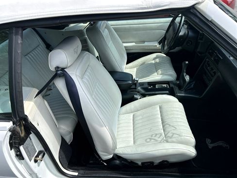 Used 1993 Ford Mustang LX image 5