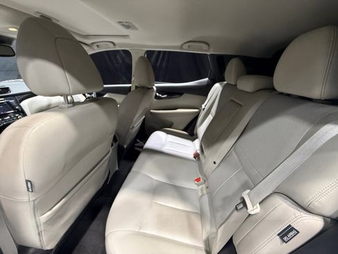 Used 2021 Nissan Rogue Sport SL w/ Premium Package image 17