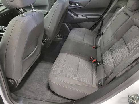 Used 2025 Chevrolet Equinox LT image 21