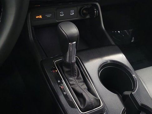 Certified 2025 Honda Civic Sport image 28