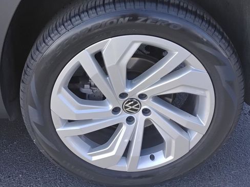 Used 2023 Volkswagen Atlas SE image 11