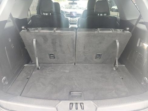 Used 2024 Ford Explorer XLT w/ Equipment Group 202A image 16