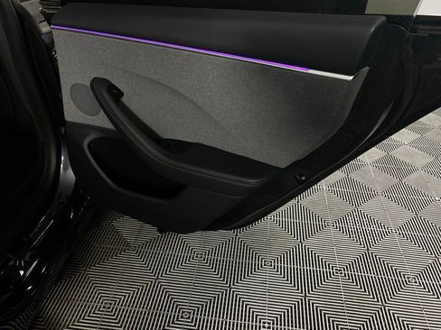 Used 2025 Tesla Model 3 Long Range image 24