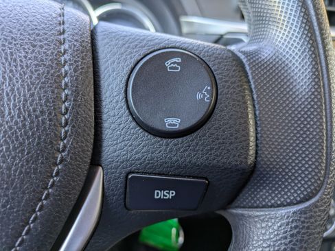 Used 2016 Toyota Corolla L image 19