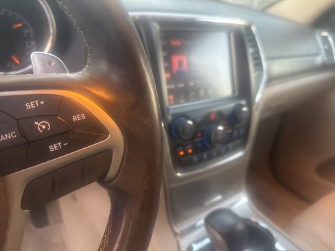 Used 2016 Jeep Grand Cherokee Overland image 21