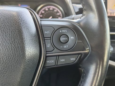 Used 2023 Toyota Camry SE image 30