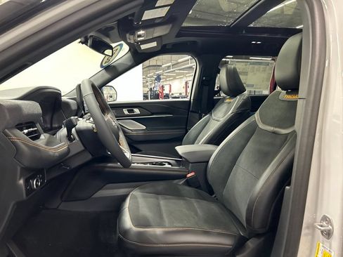New 2027 Ford Explorer Tremor w/ Sun And Sound Package AWD/4WD image 10