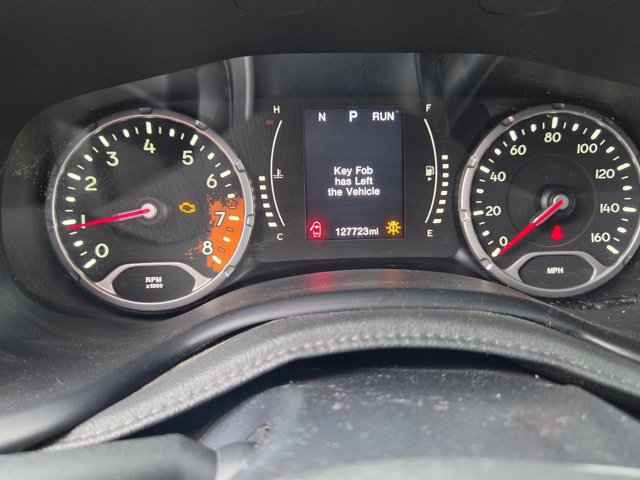 Used 2016 Jeep Renegade Latitude AWD/4WD image 15