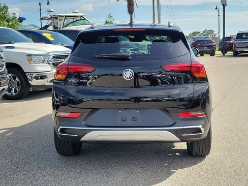 Used 2023 Buick Encore GX Essence w/ Experience Buick Package FWD image 5