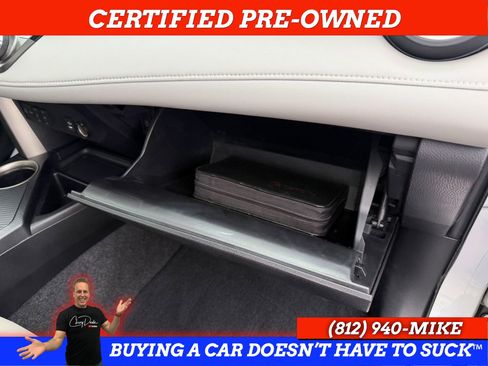 Used 2015 Toyota RAV4 Limited image 37