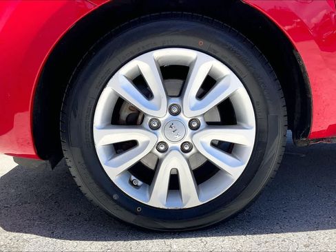 Used 2013 Kia Soul FWD image 8