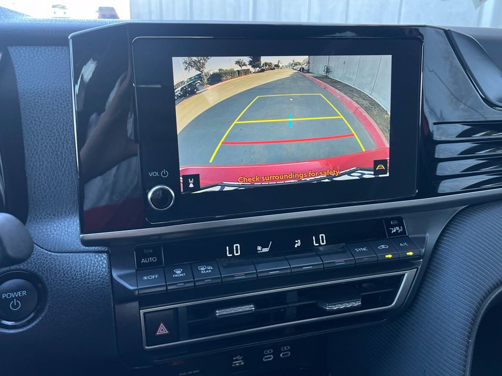 Used 2025 Toyota Camry SE FWD image 21