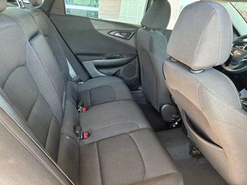 Used 2023 Chevrolet Malibu LT FWD image 16